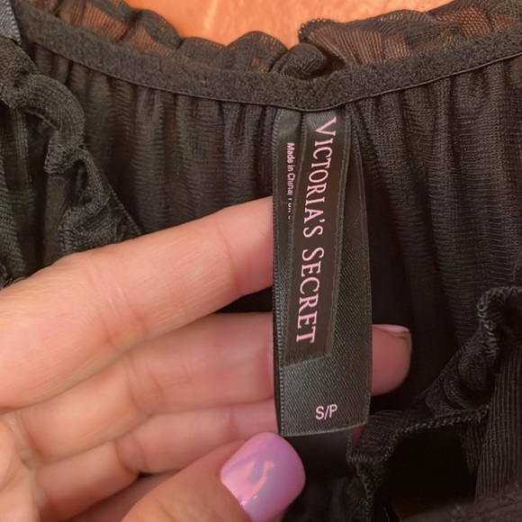 Victoria Secrets Lingerie Top - Picture 4 of 7